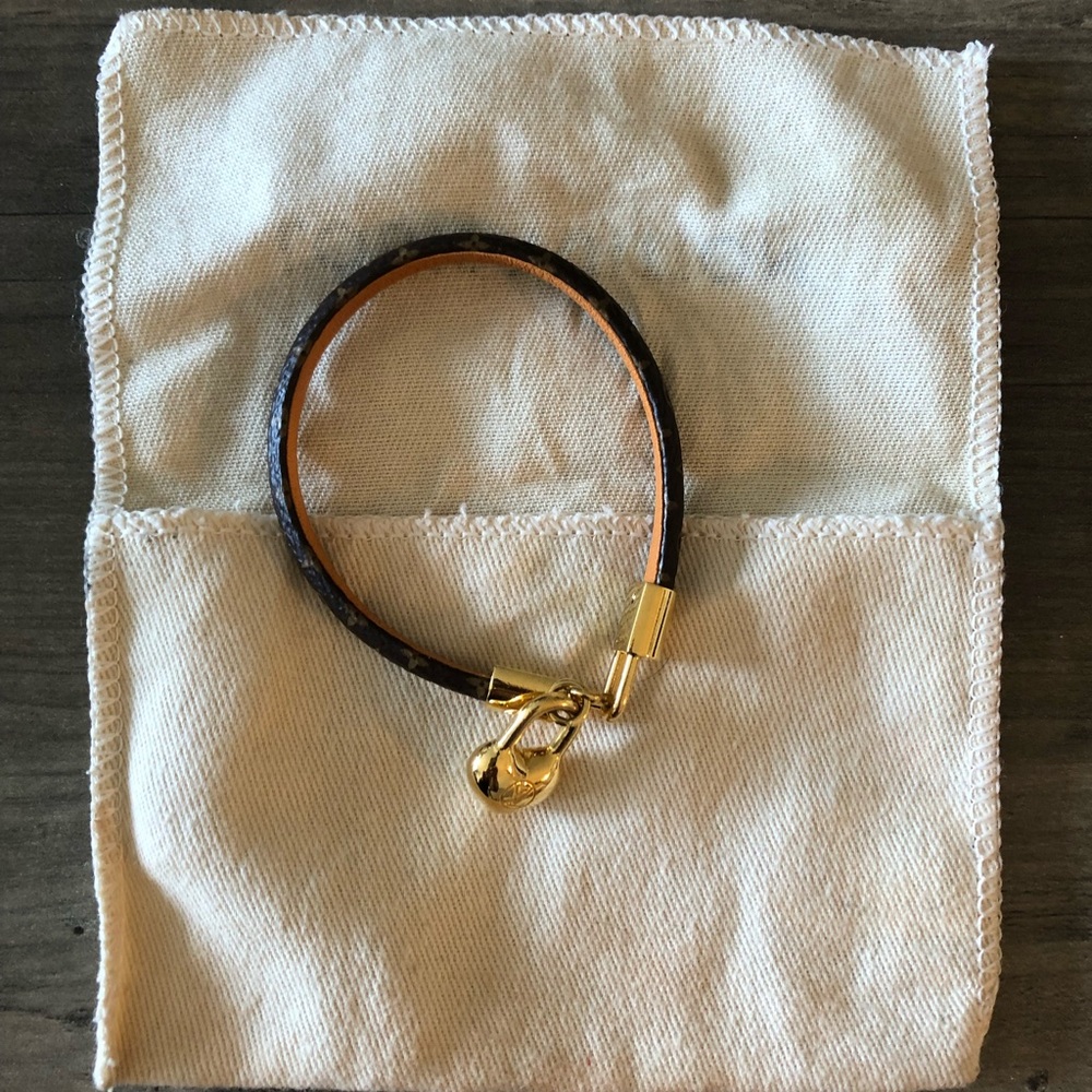 Louis Vuitton Bracelet With Beige Dust Bag